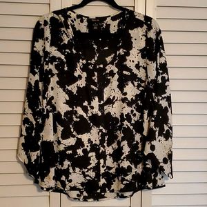 Ladies dress/casual or office shirt